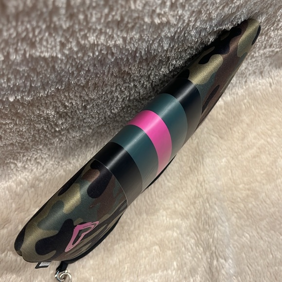 PRENELOVE PreneLOVE Pink Army Wristlet - Picture 8 of 9